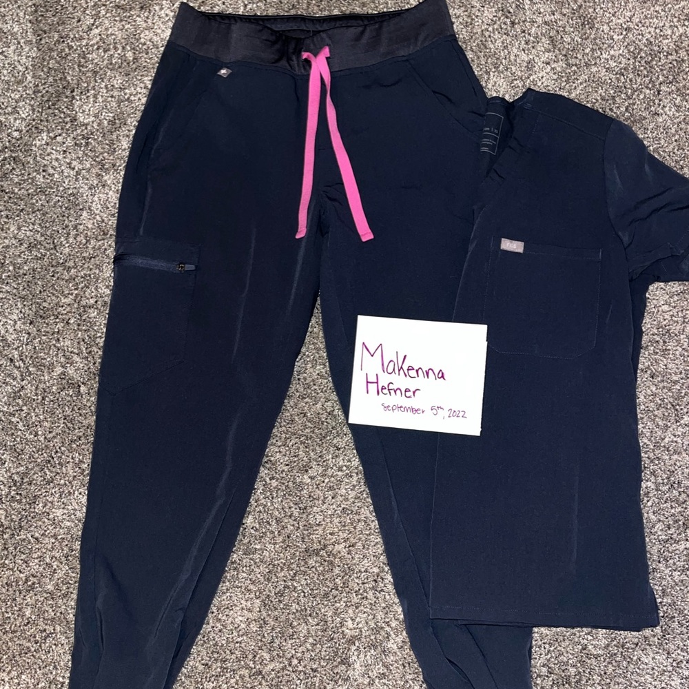 FIG SET- Night Sky High Waisted Zamora & Catarina One Pocket Top